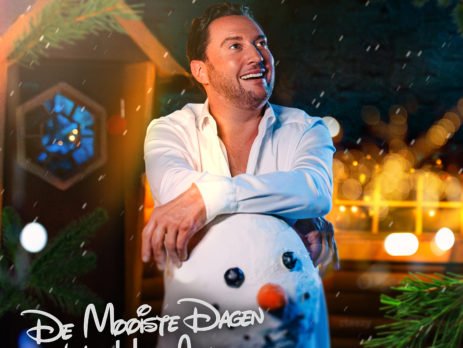 Tino Martin brengt nieuwe kerstsingle uit: "De Mooiste Dagen Van Het Jaar"
